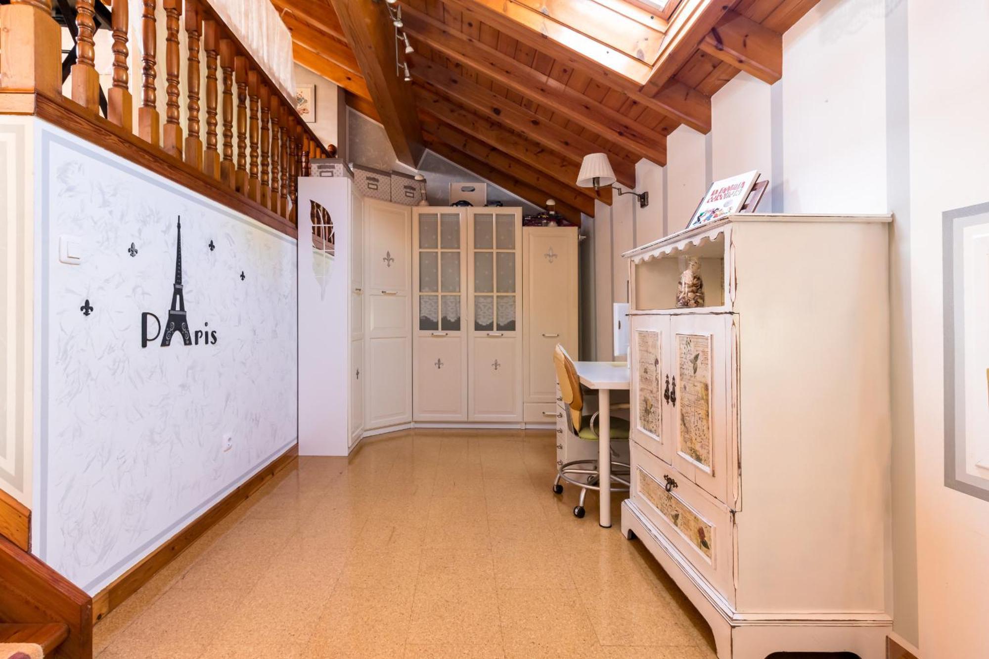 Encantadora Casa En * Cabezon De La Sal